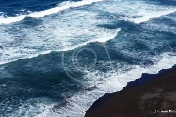 Un paseo con ensoñación en el inicio del verano por la costa de Telde (Reportaje gráfico Jesús Ruiz Mesa)